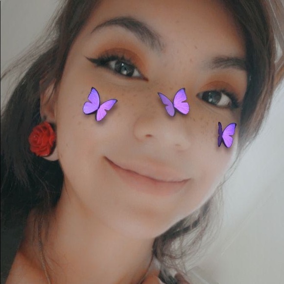 Meet your Posher, Marjorie - Picture 1 of 2